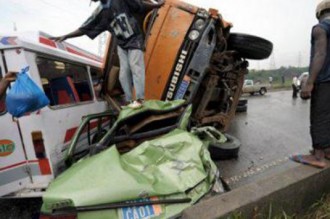 Côte dÂ’Ivoire : Un convoi de chrétiens percute un arbre à  Oumé, 13 morts 